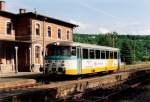 KEG 901 als RB von Artern nach Naumburg, am 03.06.1998 im Bf Nebra. (Foto: G�nther Klebes)