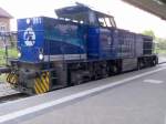 InfraLeuna 211 hatte am 26.07.2012 um 6:25 Uhr als Tfzf nach Karsdorf Kreuzungshalt im Bf Laucha.