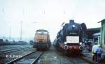 DR 44 1093-2 steht am 01.10.1989 abfahrbereit nach Artern mit dem Geburtstagssonderzug auf Gleis 5 in Naumburg Hbf.