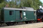 Im Winzerfestsonderzug aus Sch�nebeck war auch der wundersch�ne Gep�ckwagen mit der Nummer DR 40 50 940-0379-6 Pwg vom Traditions-Bw Stassfurt eingereiht.