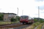 TG Ferkeltaxi 972 771-0 + 171 056-5 als DPE 33890 von Sch�nberg nach Wangen, am 12.07.2009 bei der Ausfahrt in Karsdorf.