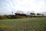 IGE Werrabahn 41 1144-9 mit dem RE 16591  Rotk�ppchen-Express II  von Eisenach nach Freyburg, am 25.10.2009 bei Ro�bach. (Foto: Hans-J�rg Winterberg)