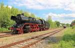 IGE Werrabahn-Eisenach 41 1144-9 während der Abstellung und EBS 772 345-5 als Sonderzug nach Freyburg, am 21.05.2017 in Karsdorf Bbf.