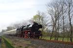 IGE Werrabahn-Eisenach 41 1144-9 mit dem Lr 16992 von Karsdorf nach Freyburg, am 15.04.2018 bei Balgstädt.