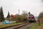 EBS 132 293-2 mit dem leeren  Rotkäppchen-Express I  Lr 16992 von Freyburg zur Abstellung nach Karsdorf, am 24.03.2019 am ehem.