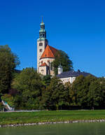 Die M�llner Kirche (Unserer lieben Frau Mariae Himmelfahrt, auch Augustinerkirche), liegt erh�ht am n�rdlichen Ausl�ufer des M�nchsberges in der alten Vorstadt M�lln in der Stadt Salzburg, hier am