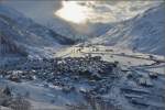 Blick aus dem Zugfenster. Oberhalb Andermatt, Januar 2015.